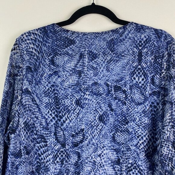 Chicos Shirred Mesh Snakeskin Blouse Size 3 US XL Blue 3/4 Sleeves - Picture 6 of 9